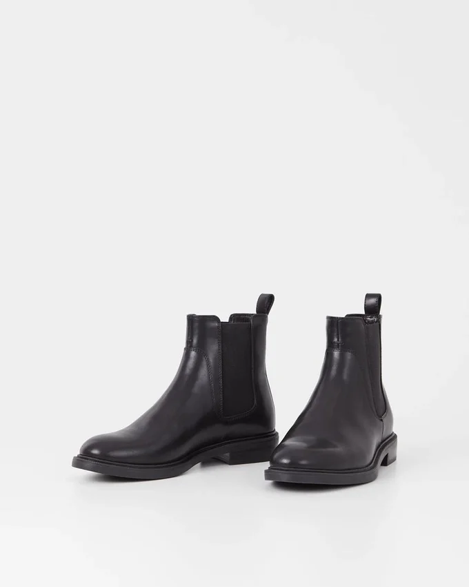 Amina Chelsea Boots