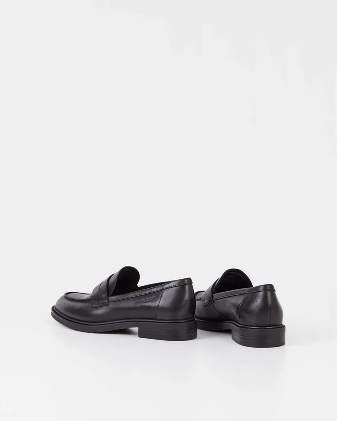 Amina Loafers