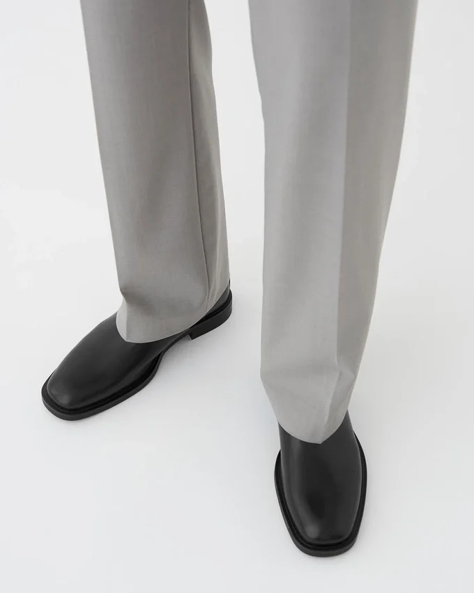 Andrew Boots