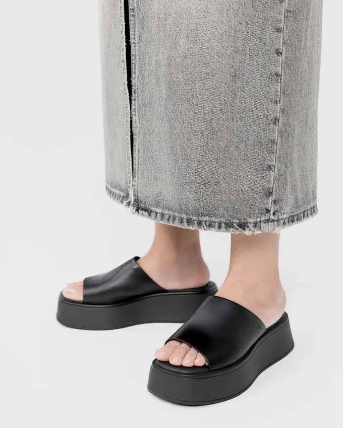 Courtney Sandals
