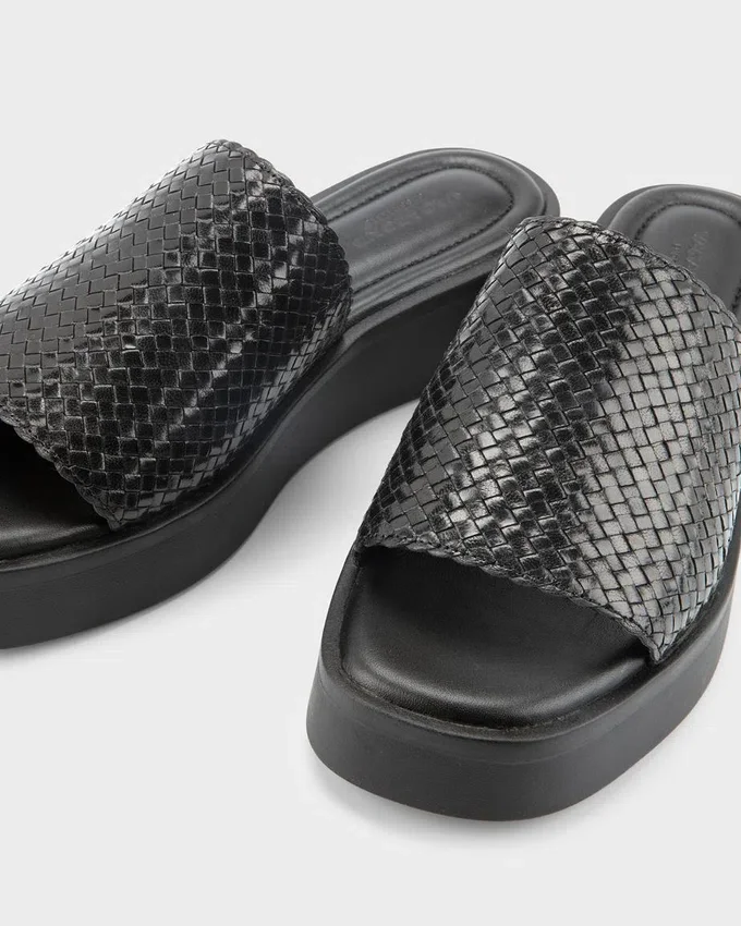 Danya Sandals