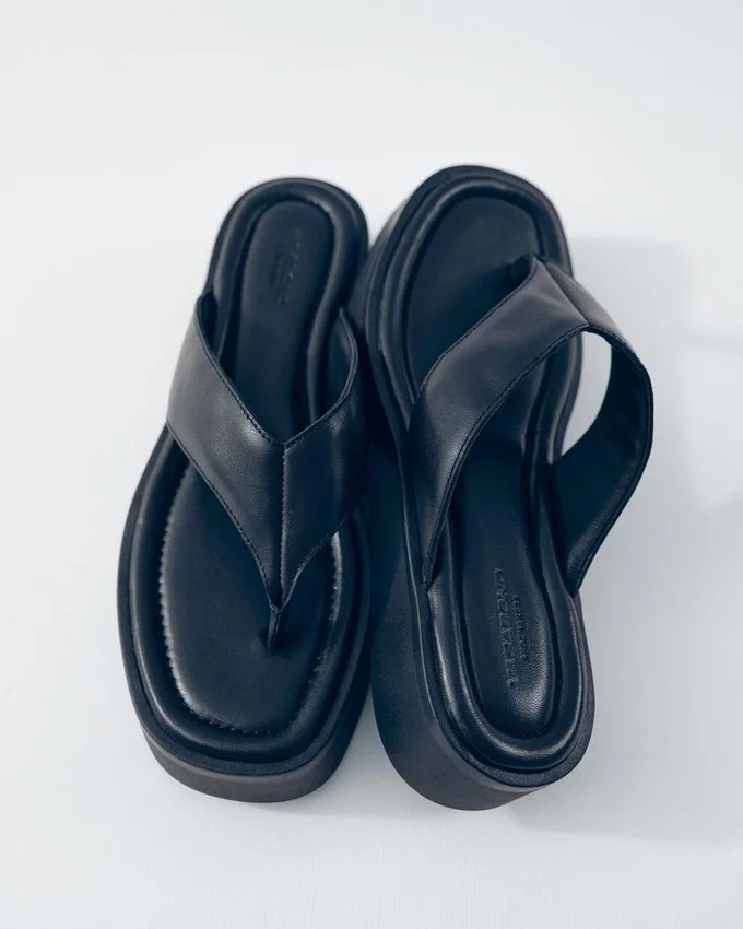 Danya Sandals