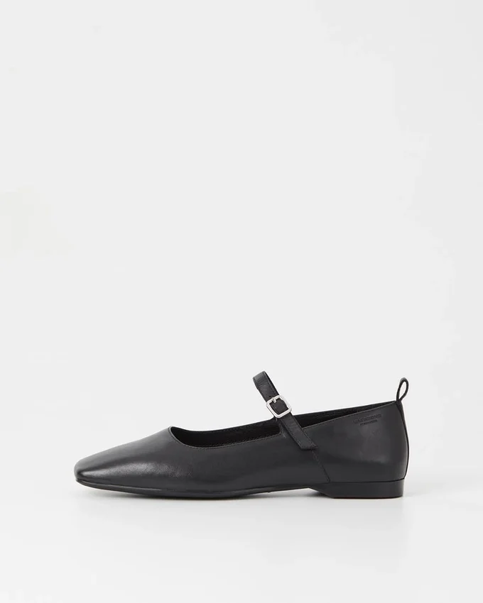 Delia Ballet Flats