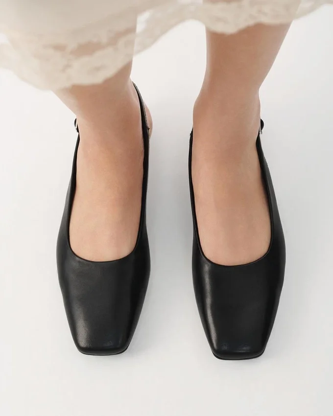 Delia Ballet Flats