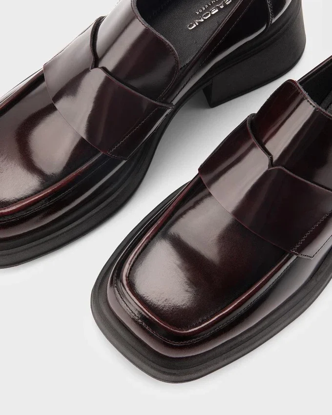Dorah Loafers