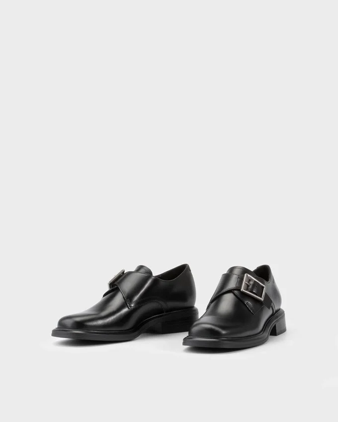 Ellis Shoes