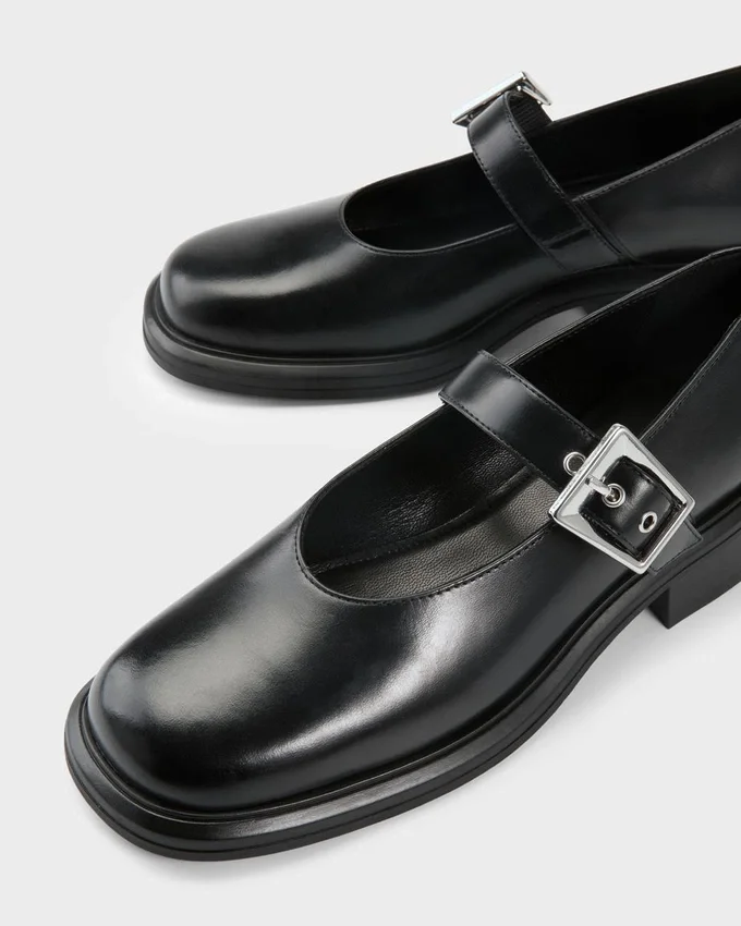 Ellis Shoes