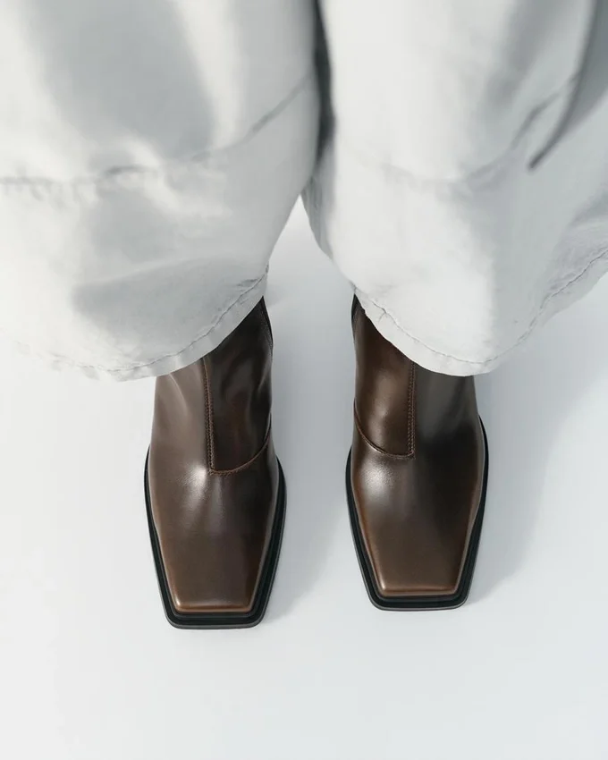 Elvina Ankle Boots