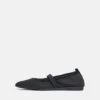 Hillary Ballet Flats
