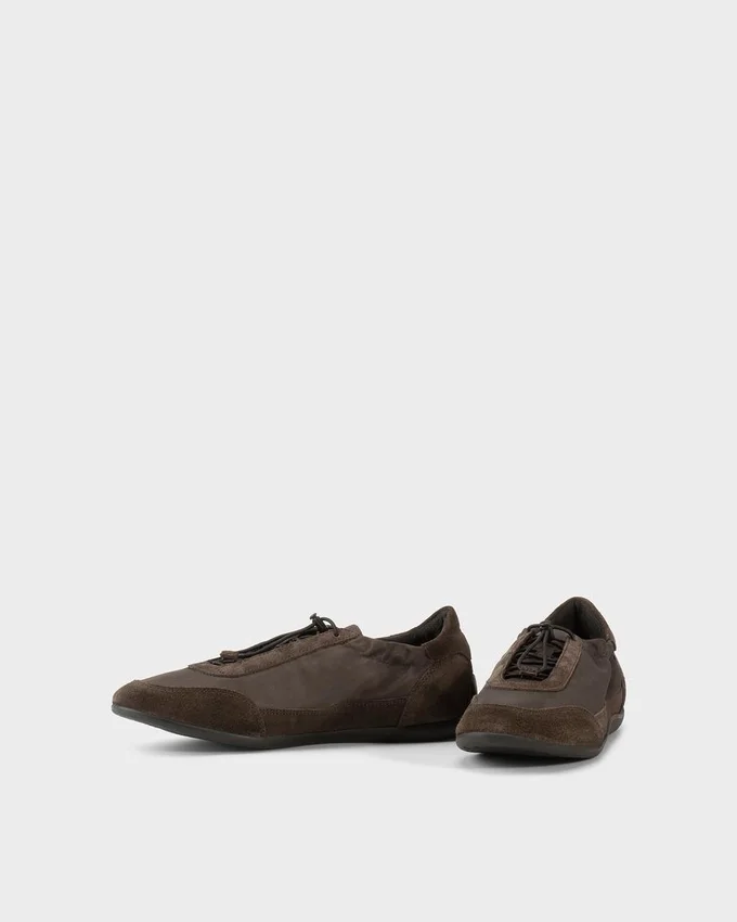 Hollie Sneakers