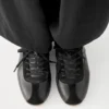 Hollie Sneakers