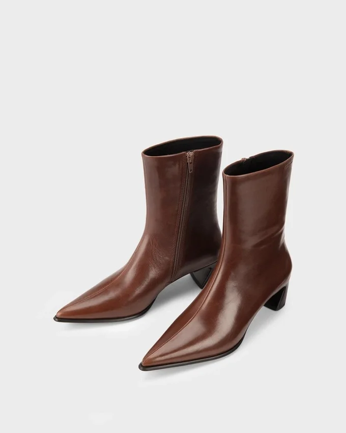 Ilona Ankle Boots