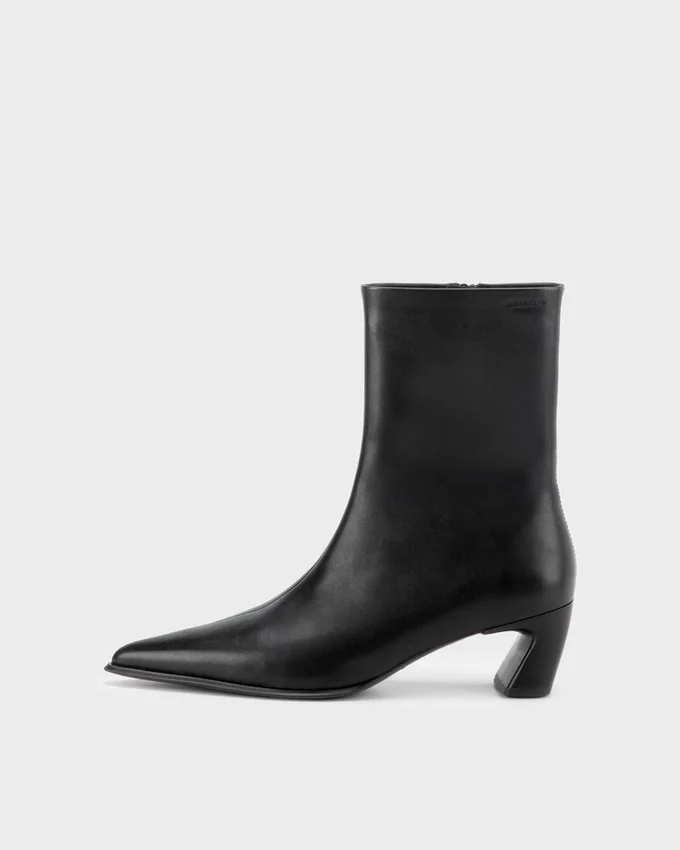Ilona Ankle Boots