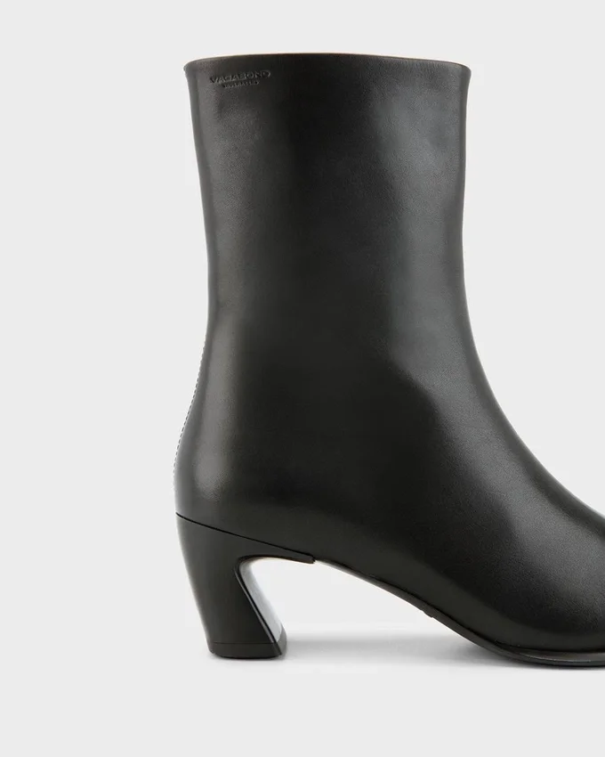 Ilona Ankle Boots