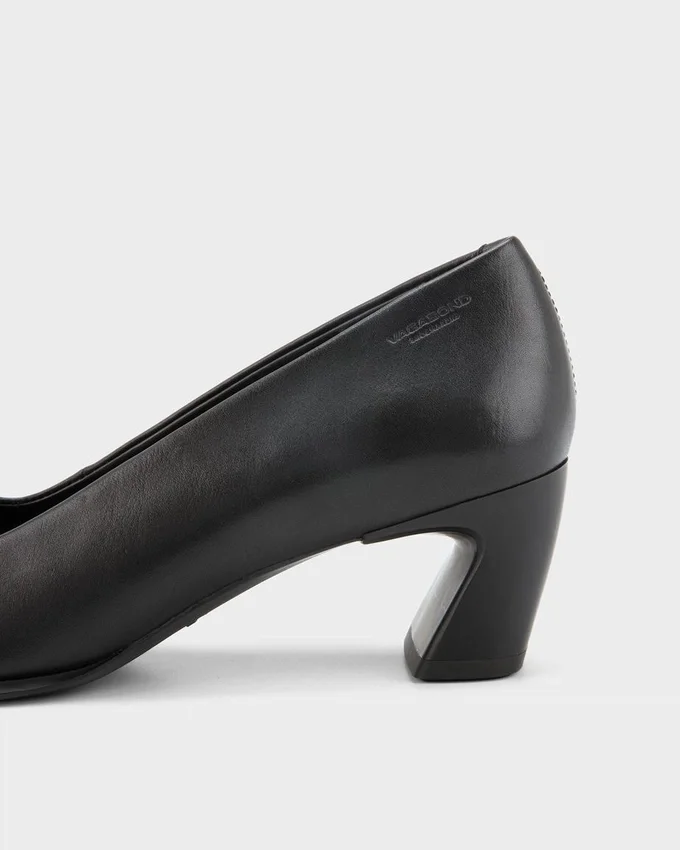 Ilona Pumps