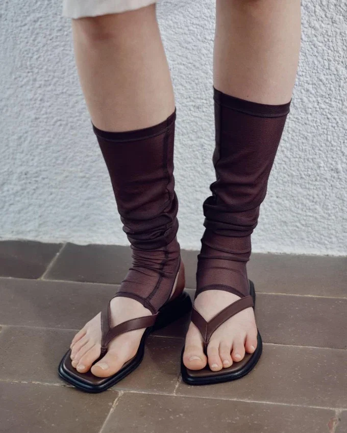 Izzy Sandals