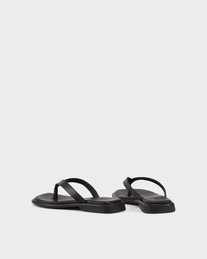 Izzy Sandals