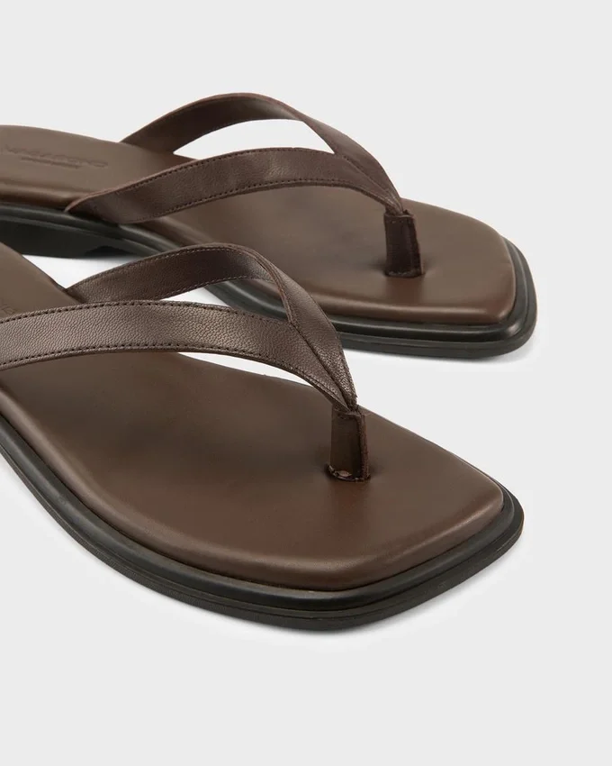 Izzy Sandals