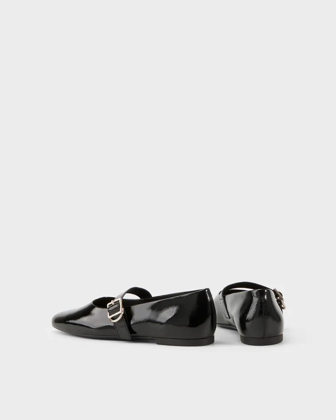 Jolin Ballet Flats