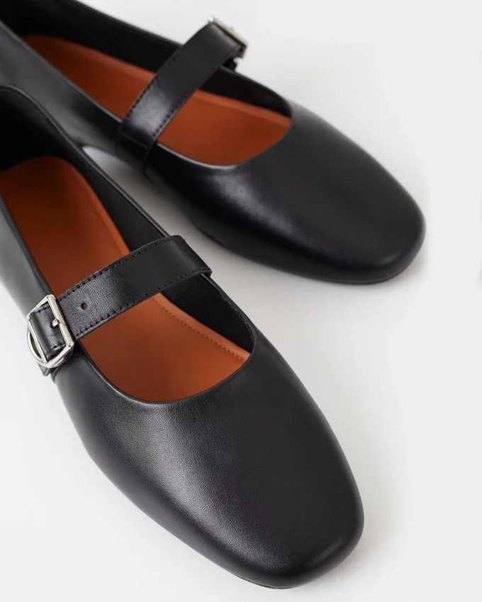 Jolin Ballet Flats