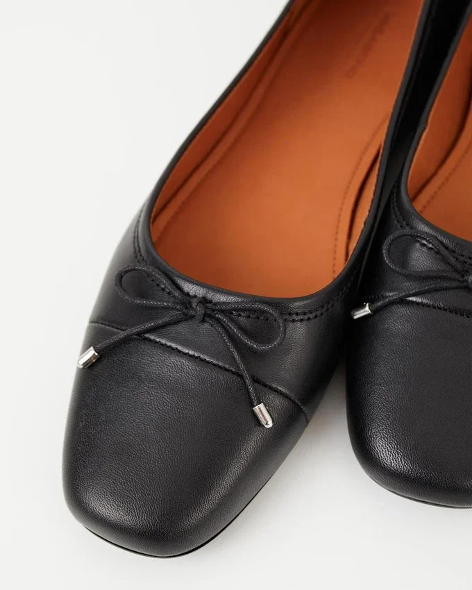 Jolin Ballet Flats
