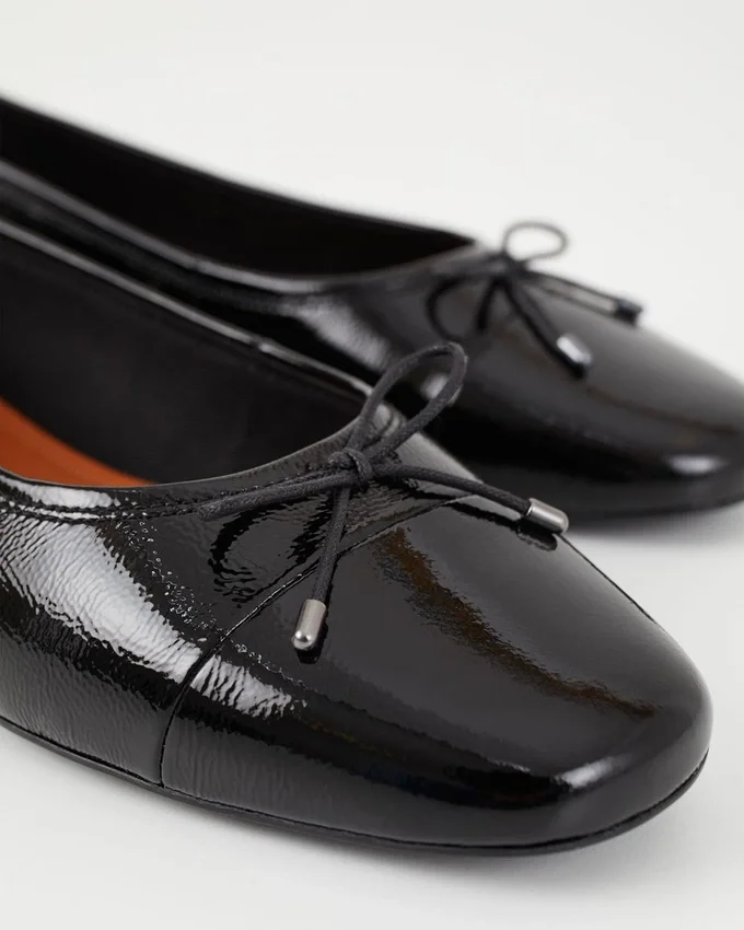 Jolin Ballet Flats
