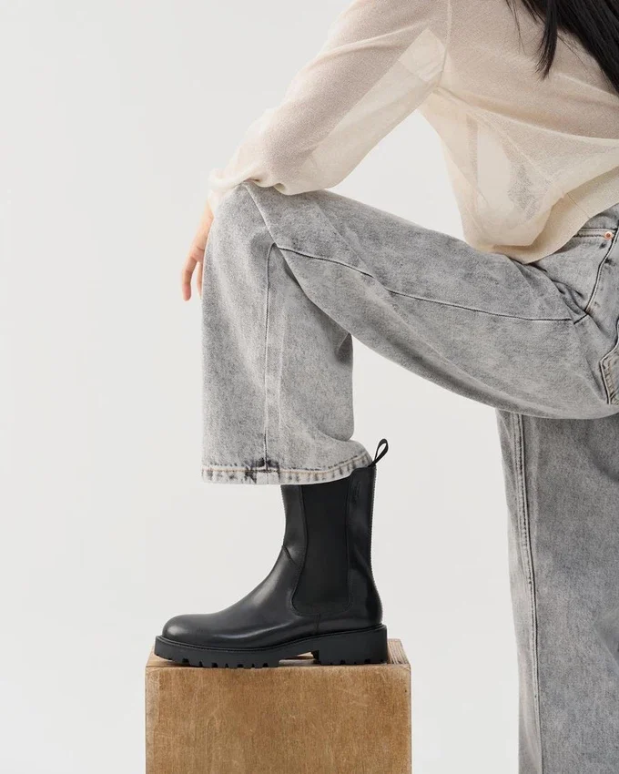 Kenova Chelsea Boots