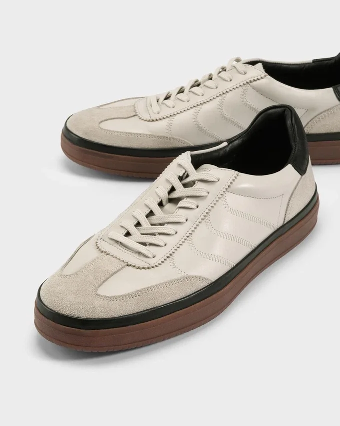 Leo Sneakers