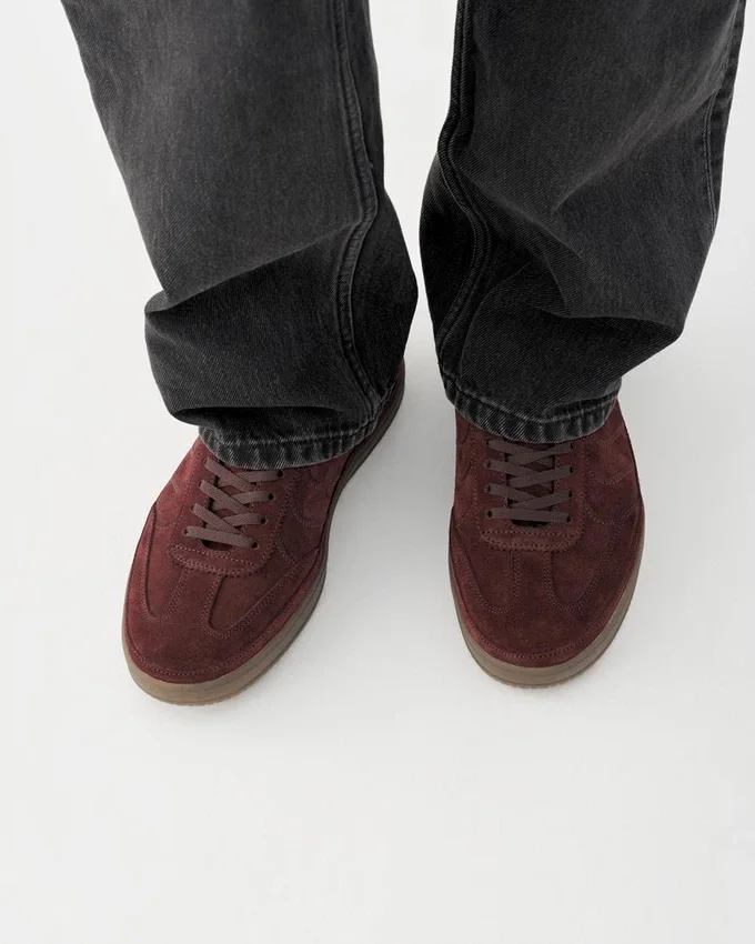 Leo Sneakers
