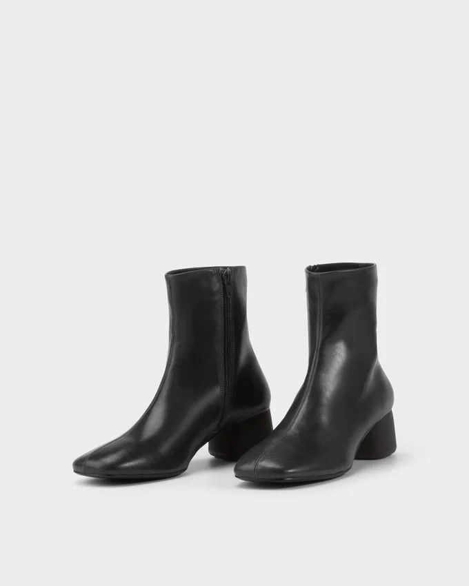 Livia Ankle Boots