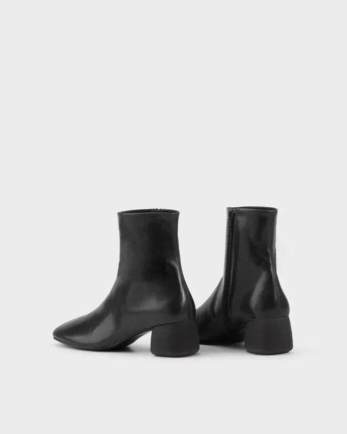 Livia Ankle Boots