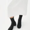 Livia Boots