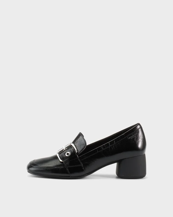 Livia Loafers