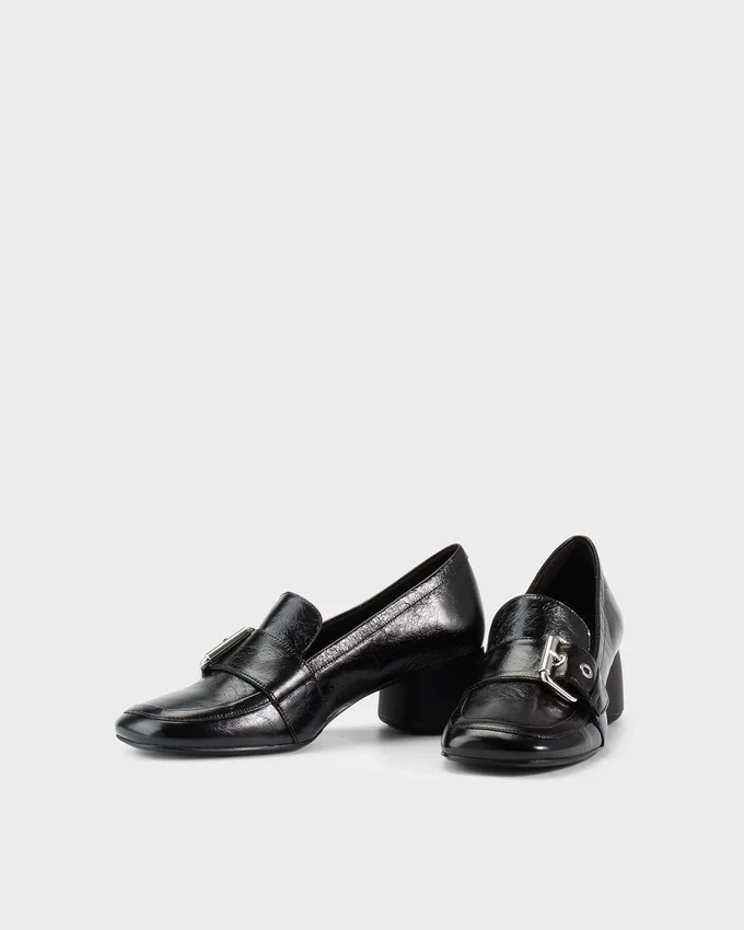 Livia Loafers