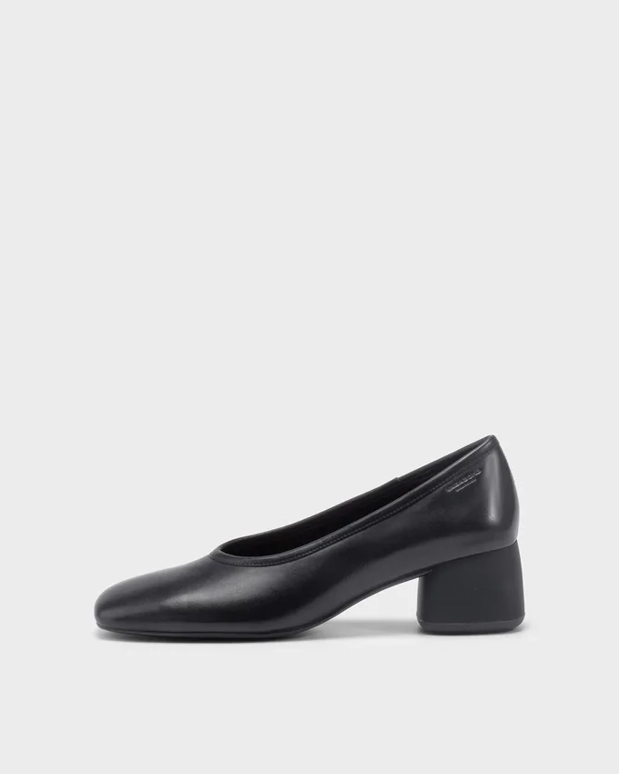 Livia Pumps