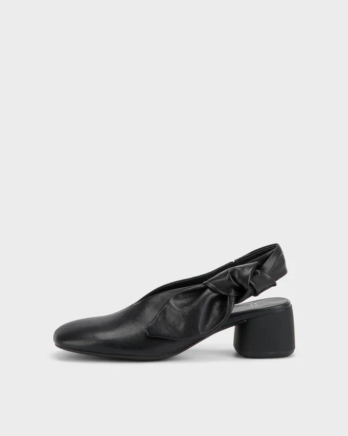 Livia Pumps