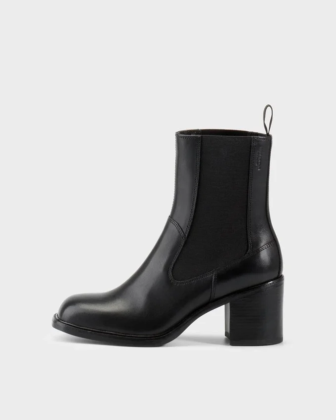 Meryl Boots