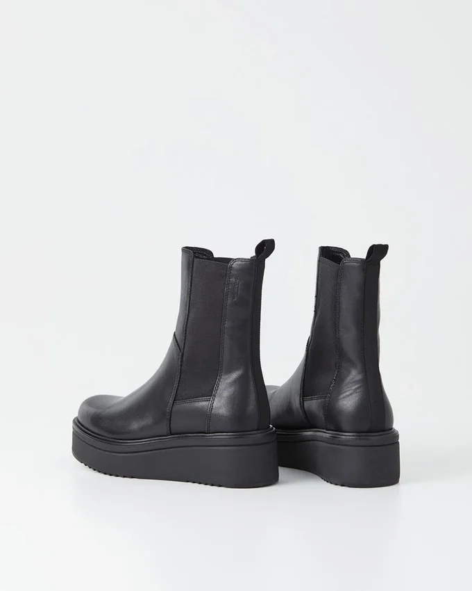 Tara Chelsea Boots