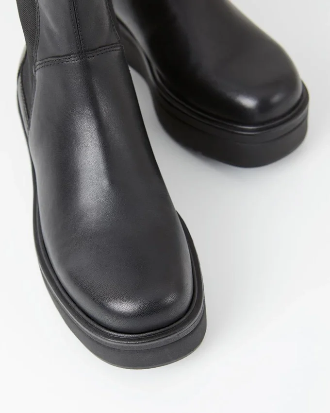 Tara Chelsea Boots